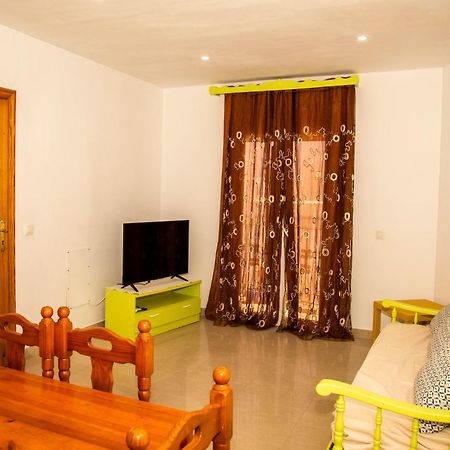 Apartamentos Catalina تورري المظهر الخارجي الصورة